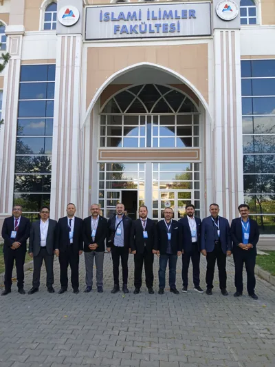 Dekanımız Prof. Dr. Mehmet KESKİN ve Dekan Yardımcımız Dr. Öğr. Üyesi Ahmet ARSLAN Bölge Dekanlar Toplantısı ve Sempozyuma Katıldı