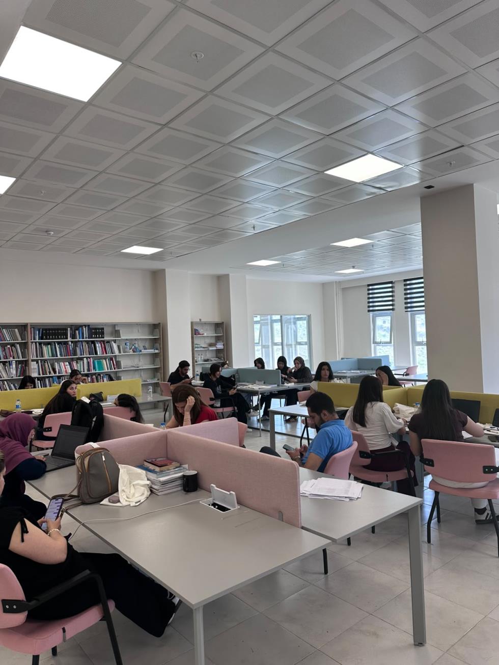 Hakkari Üniversitesi ve Van YYÜ Hazırlık Öğrencileri Bilimsel Araştırma Projesi Kapsamında Hakkari’de Bir Araya Geldi