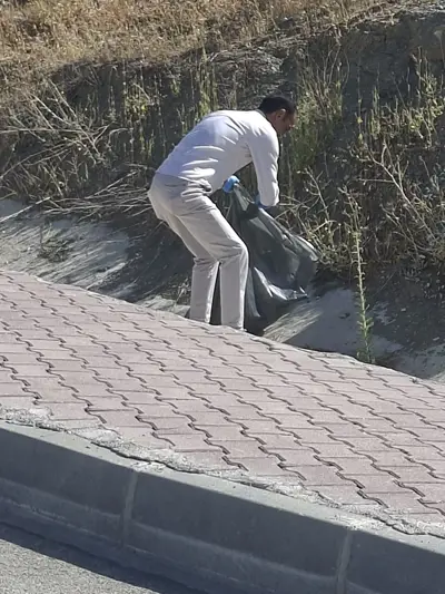 "Temiz Üniversite, Sağlıklı Eğitim": Zeynelbey Yerleşkesi'nde Rutin Çevre Temizliği Uygulamasına Başlandı