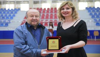 Üniversitemizde Başarılı Akademik ve İdari Personele Ödül Verildi