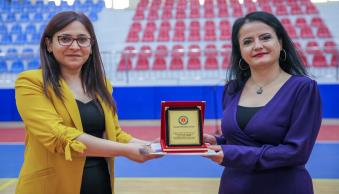 Üniversitemizde Başarılı Akademik ve İdari Personele Ödül Verildi