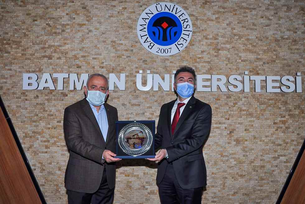 Rektörümüz Prof. Dr. Ömer Pakiş’ten Batman Üniversitesine Ziyaret
