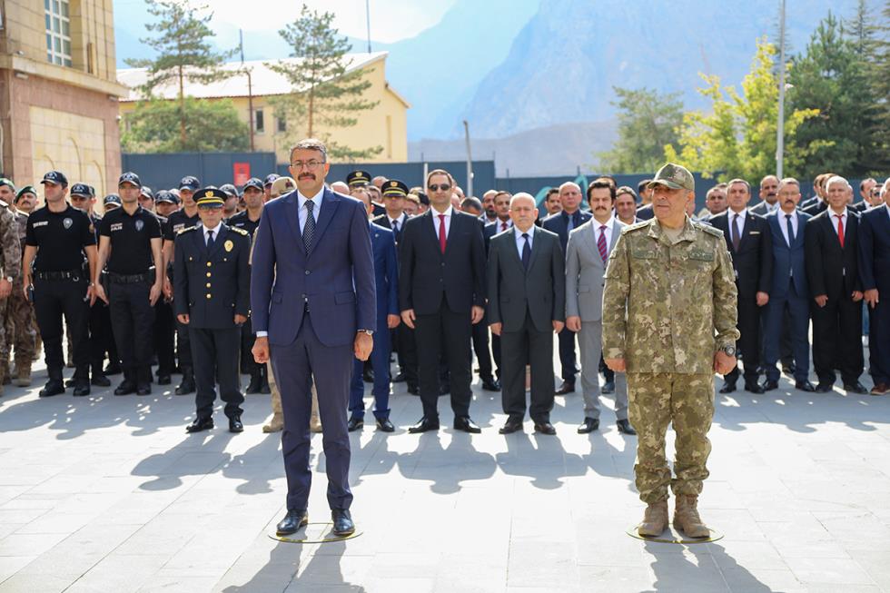 Rektörümüz, 30 Ağustos Zafer Bayramı Törenine Katıldı