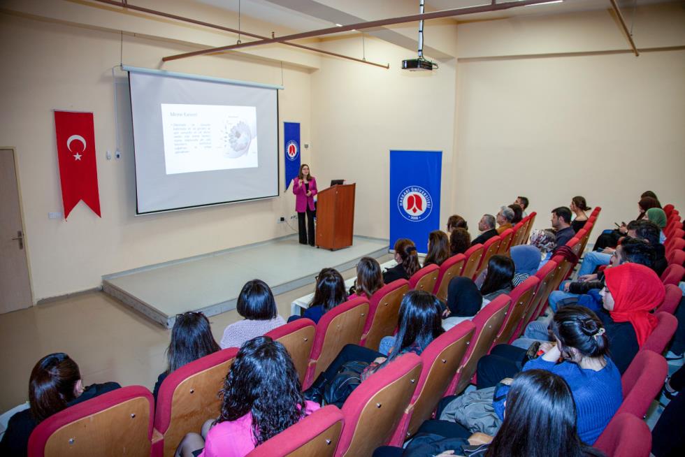 Üniversitemizde "Meme Kanseri Farkındalık Ayı" Semineri Düzenlendi
