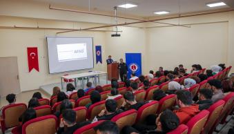 Üniversitemizde Afet Eğitimi ve Bilinci Programı Düzenlendi