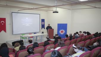 Üniversitemizde Gençlerle Erasmus Buluşmaları 1 Kapsamında Program Düzenlendi