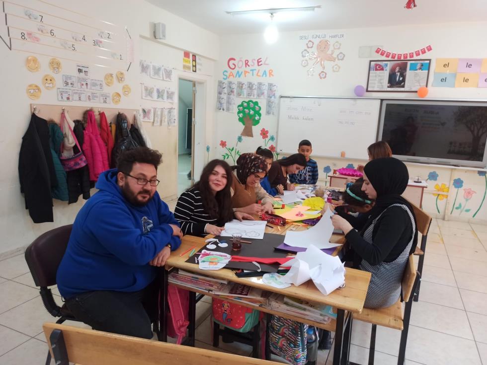Almanca Öğretmenliği Öğrencilerimizden İlkokula Ziyaret