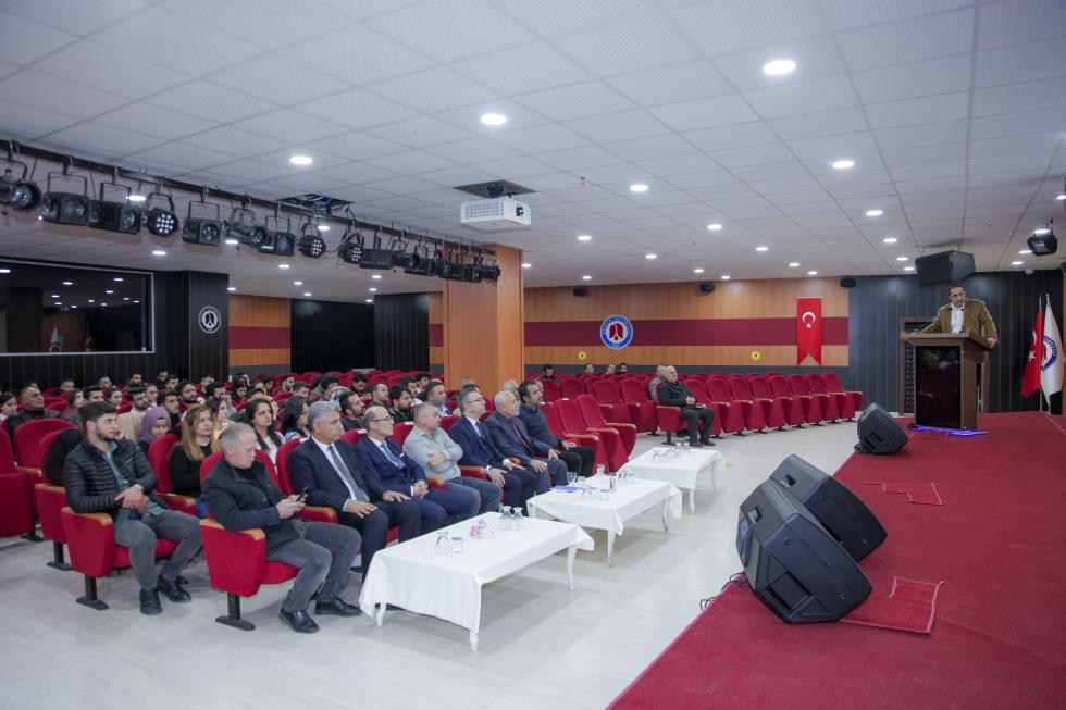 Üniversitemizde "Meralarımız ve Geleceğimiz" Konulu Seminer Düzenlendi