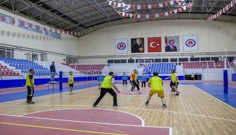Üniversitemizde Voleybol Turnuvası Başladı