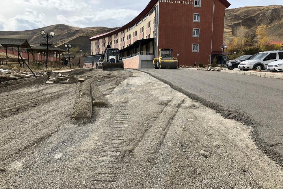 Hakkari Üniversitesi İdari ve Hizmet Binalarında Çeşitli Bakım Onarım İşi