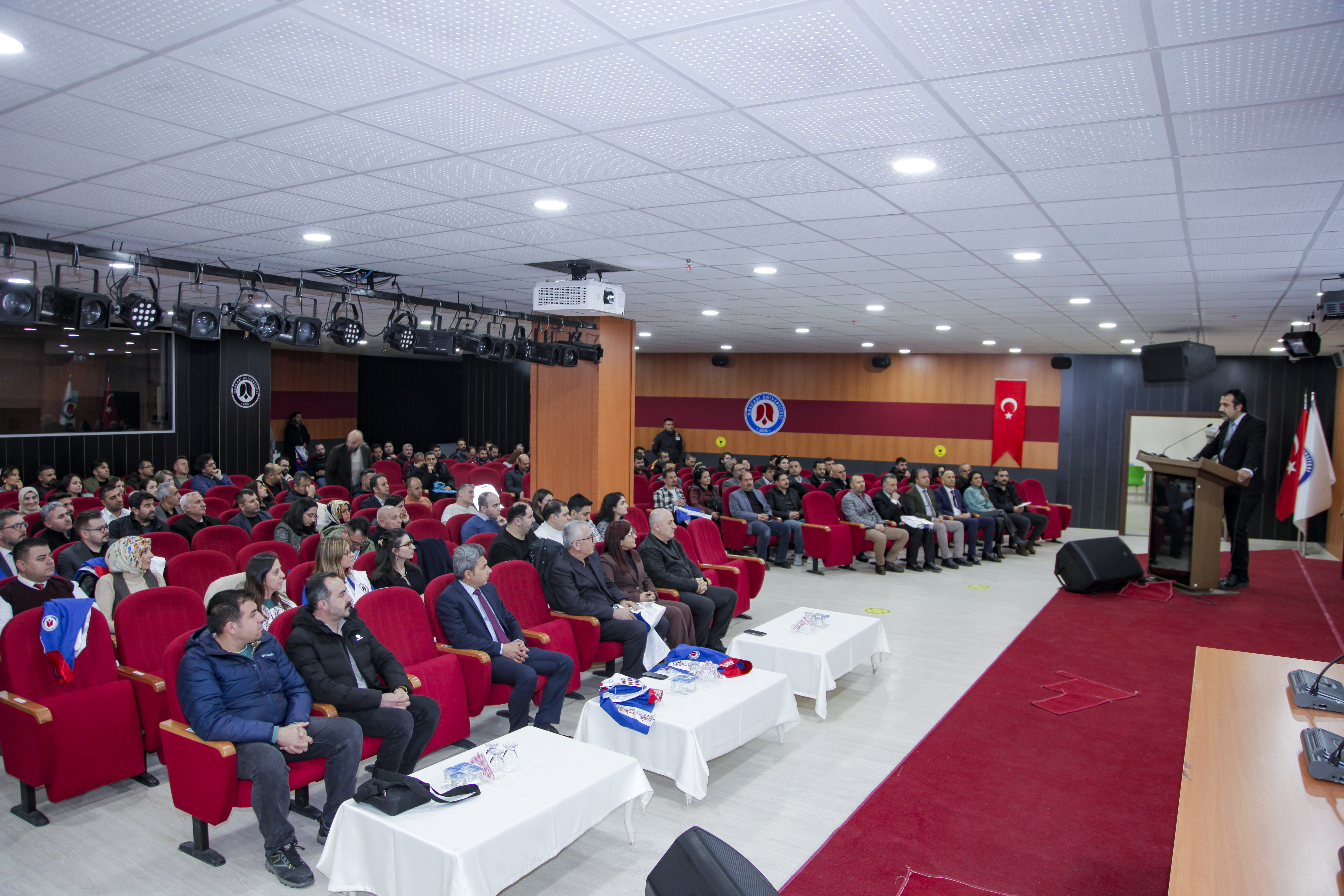 Üniversitemizde Akademik Biniş  Takdim Töreni Düzenlendi