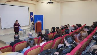 Hakkari Valisi Ali Çelik Öğrencilerimizle Bir Araya Geldi