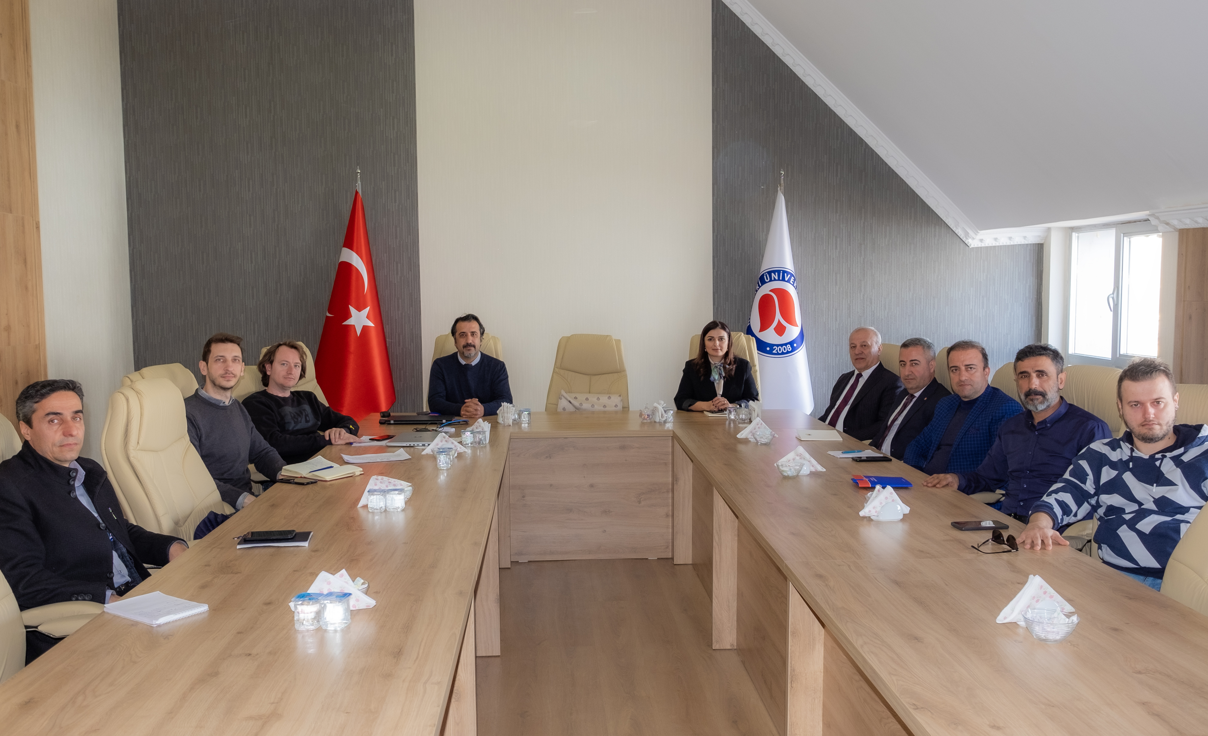 Üniversitemizde "Genç Fikirler Yarışıyor" Projesinin Ön Toplantısı Yapıldı