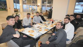 Rektörümüz İftar Yemeğinde Öğrencilerimizle Bir Araya Geldi