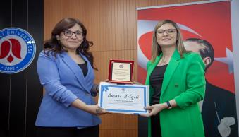 Üniversitemizde “ Akademik ve İdari Personel Ödül Töreni ” Düzenlendi
