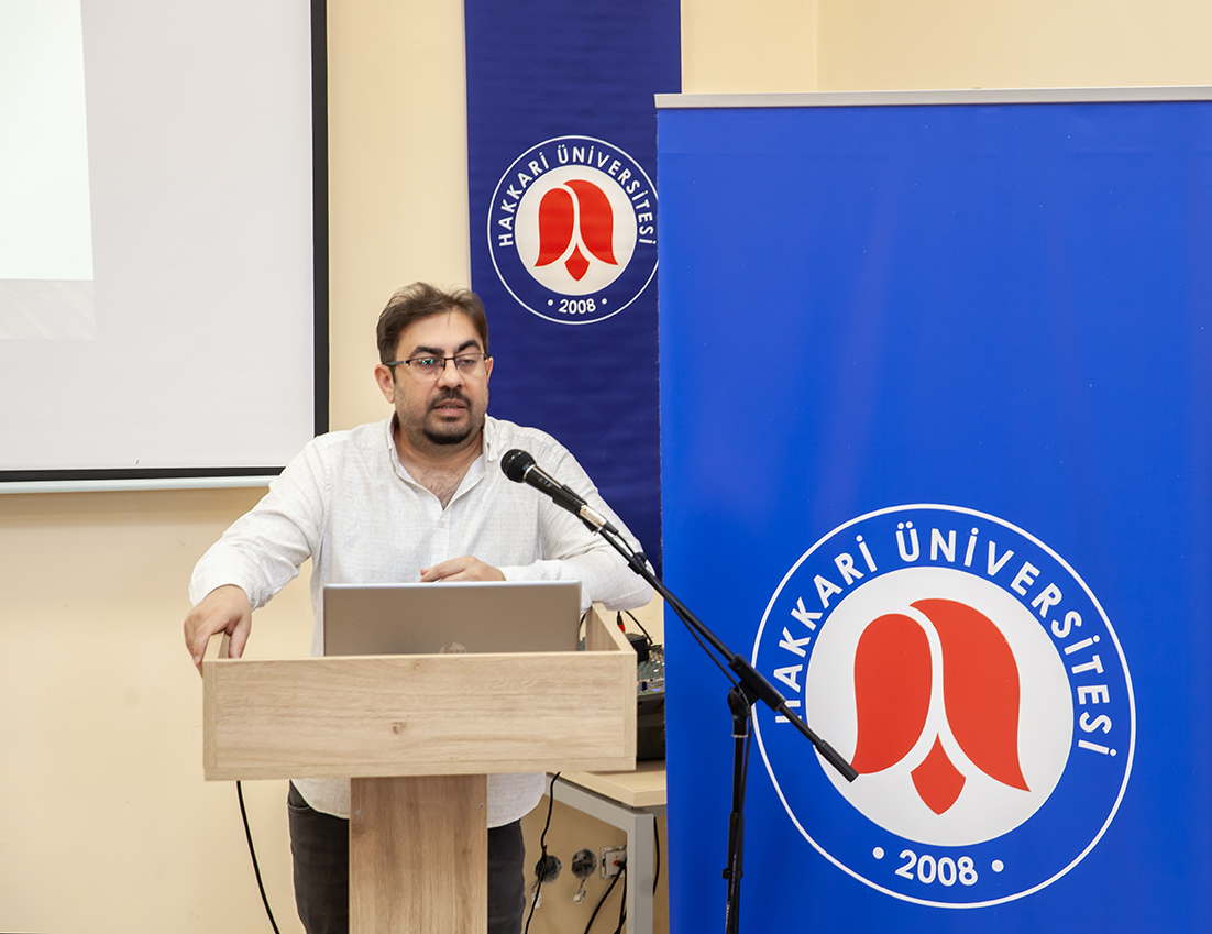 Üniversitemizde “Serbest Muhasebeci Mali Müşavir Nasıl Olunur?“ Konulu Seminer Düzenlendi