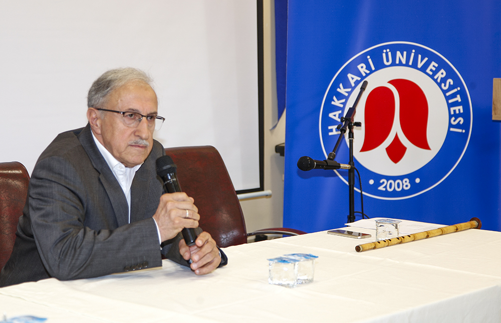 Üniversitemizde “Türk Edebiyatında Mevlid Geleneği ve Süleyman Çelebi'nin Vesiletü’n-Necat’ı” Konulu Söyleşi Düzenlendi