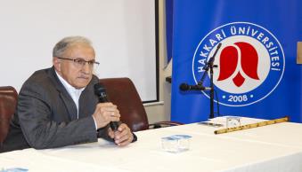 Üniversitemizde “Türk Edebiyatında Mevlid Geleneği ve Süleyman Çelebi'nin Vesiletü’n-Necat’ı” Konulu Söyleşi Düzenlendi