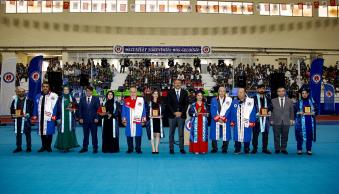 Üniversitemizde 2023-2024 Eğitim Öğretim Yılı Mezuniyet Töreni Gerçekleştirildi