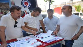 Üniversitemiz Tanıtım ve Tercih Günlerinde Öğrencileri Bilgilendiriyor