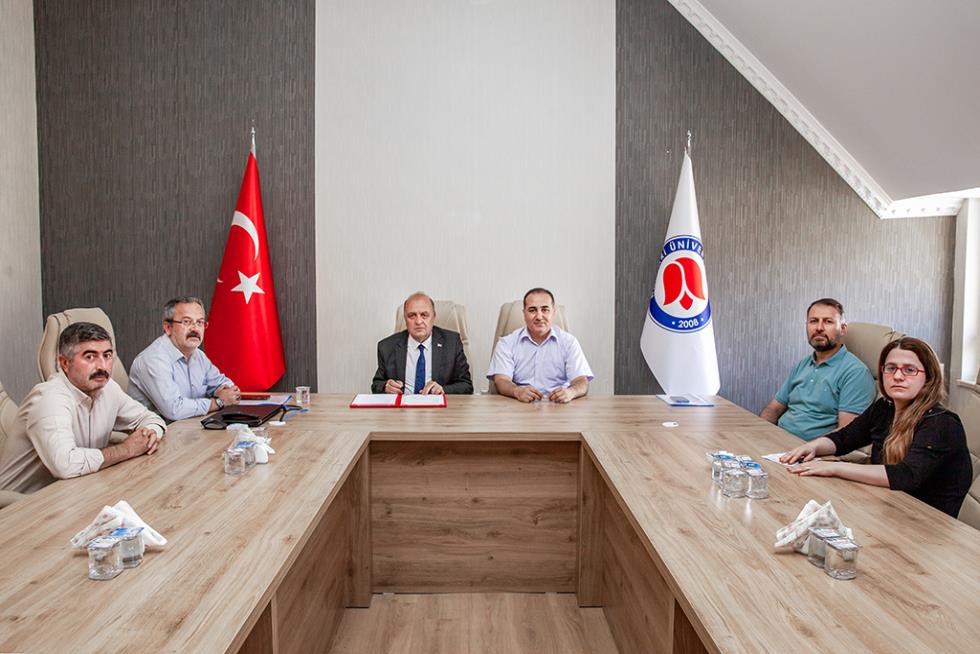 Üniversitemiz ile Sosyal Güvenlik İl Müdürlüğü Arasında İşbirliği Protokü İmzalandı