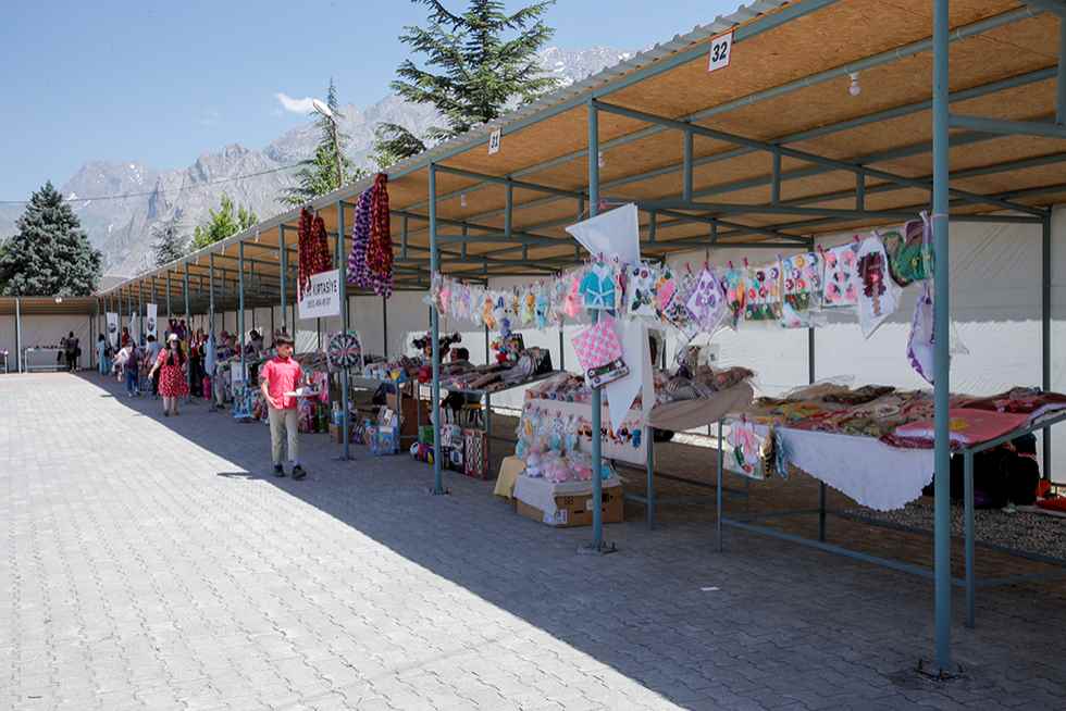 Hakkari’de İlk kez Kültür Fuarı Açıldı
