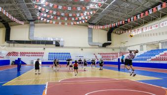 Üniversitemizde Spor Turnuvaları Başladı