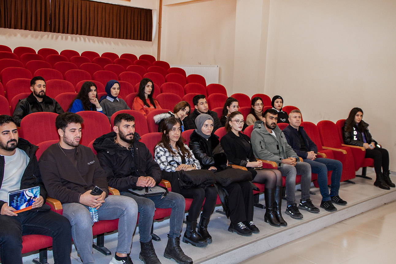 Üniversitemizde 25 Kasım Kadına Yönelik Şiddete Karşı Uluslararası Mücadele Günü Etkinliği Düzenlendi