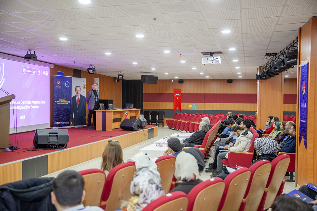 Üniversitemiz Ev Sahipliğinde TÜBİTAK Eğitim Etkinlikleri Destekleme Programı Düzenlendi