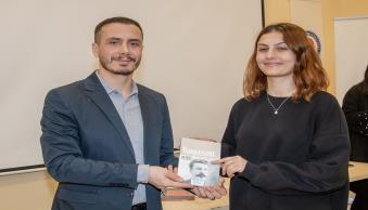 Üniversitemiz Dil ve Edebiyat Topluluğumuz Tarafından Yazma ve Okuma Atölyeleri Düzenlendi