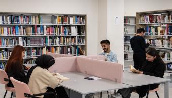 Üniversitemiz Merkez Kütüphanesi, Modern ve Geniş Olanaklarıyla Hizmet Sunuyor