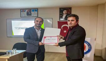 Yüksekova MYO’da DGS ile Kariyerime Devam Ediyorum Konulu Seminer Düzenlendi