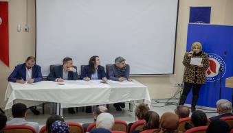 Üniversitemizde Öğrenciler Arası Şiir Okuma Yarışması Düzenlendi