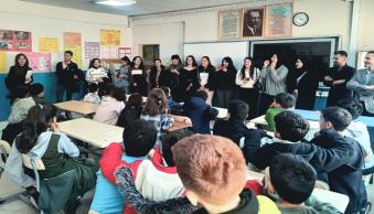 Üniversitemiz Dil ve Edebiyat Topluluğundan Okullara Kitap Bağışı