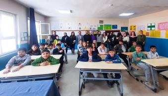 Üniversitemiz Dil ve Edebiyat Topluluğundan Okullara Kitap Bağışı