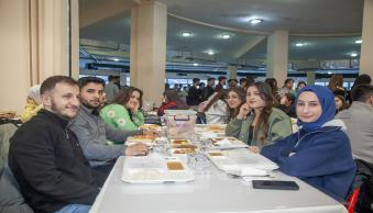 Üniversite Öğrencilerimiz İftar Programında Bir Araya Geldiler