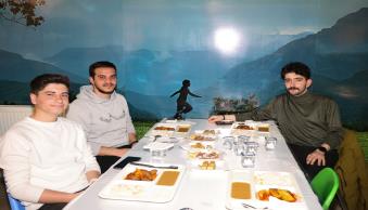 Rektörümüz Öğrencilerimizle İftar Yemeğinde Buluştu