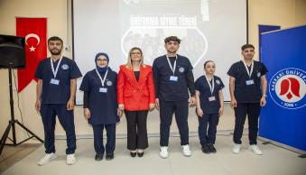 Hemşirelik Bölümümüz Tarafından Üniforma Giyme Töreni Düzenlendi