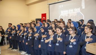 Hemşirelik Bölümümüz Tarafından Üniforma Giyme Töreni Düzenlendi