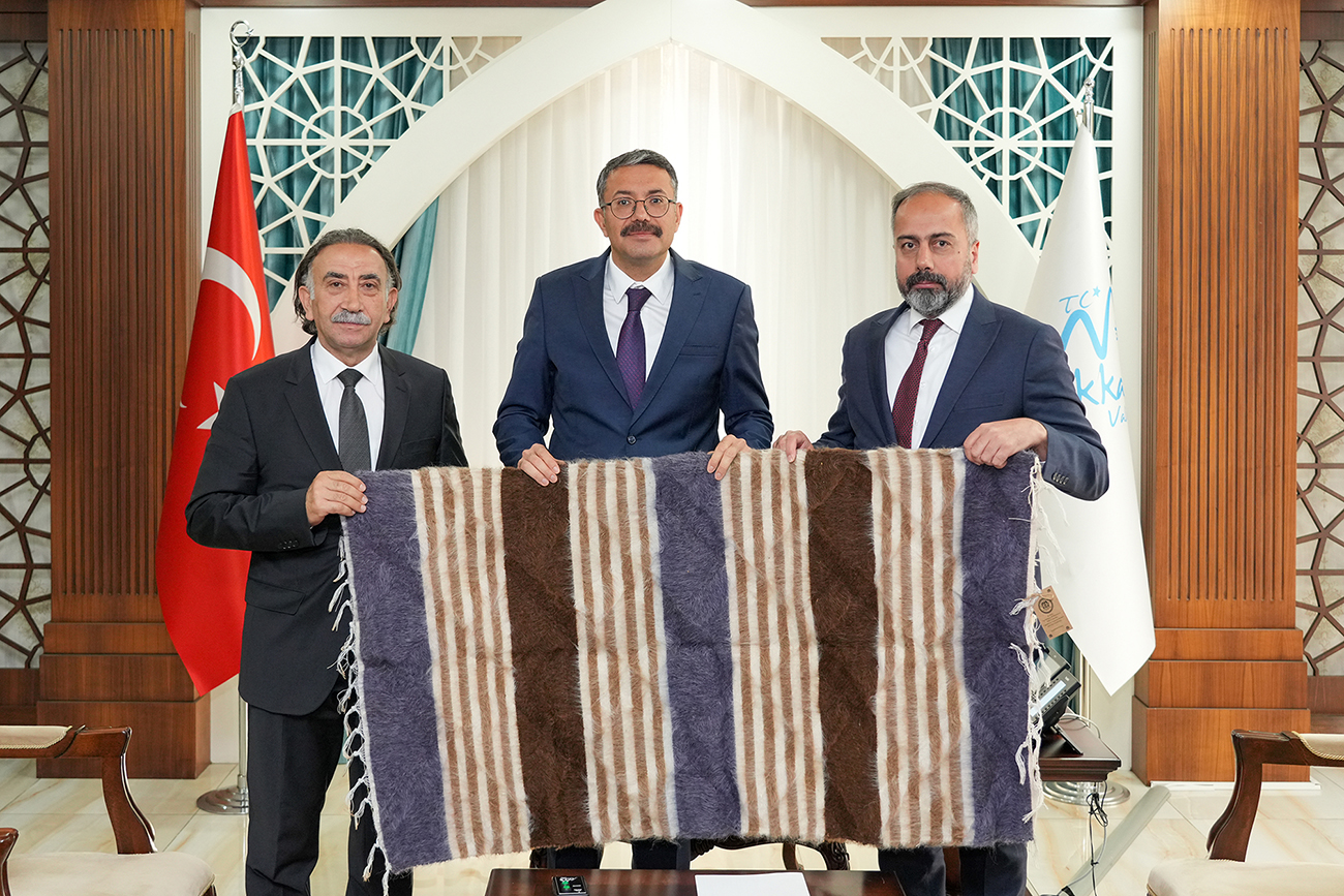 Rektörümüz Gençcelep ve Van YYÜ Rektörü Şevli’den Vali Çelik’e Ziyaret