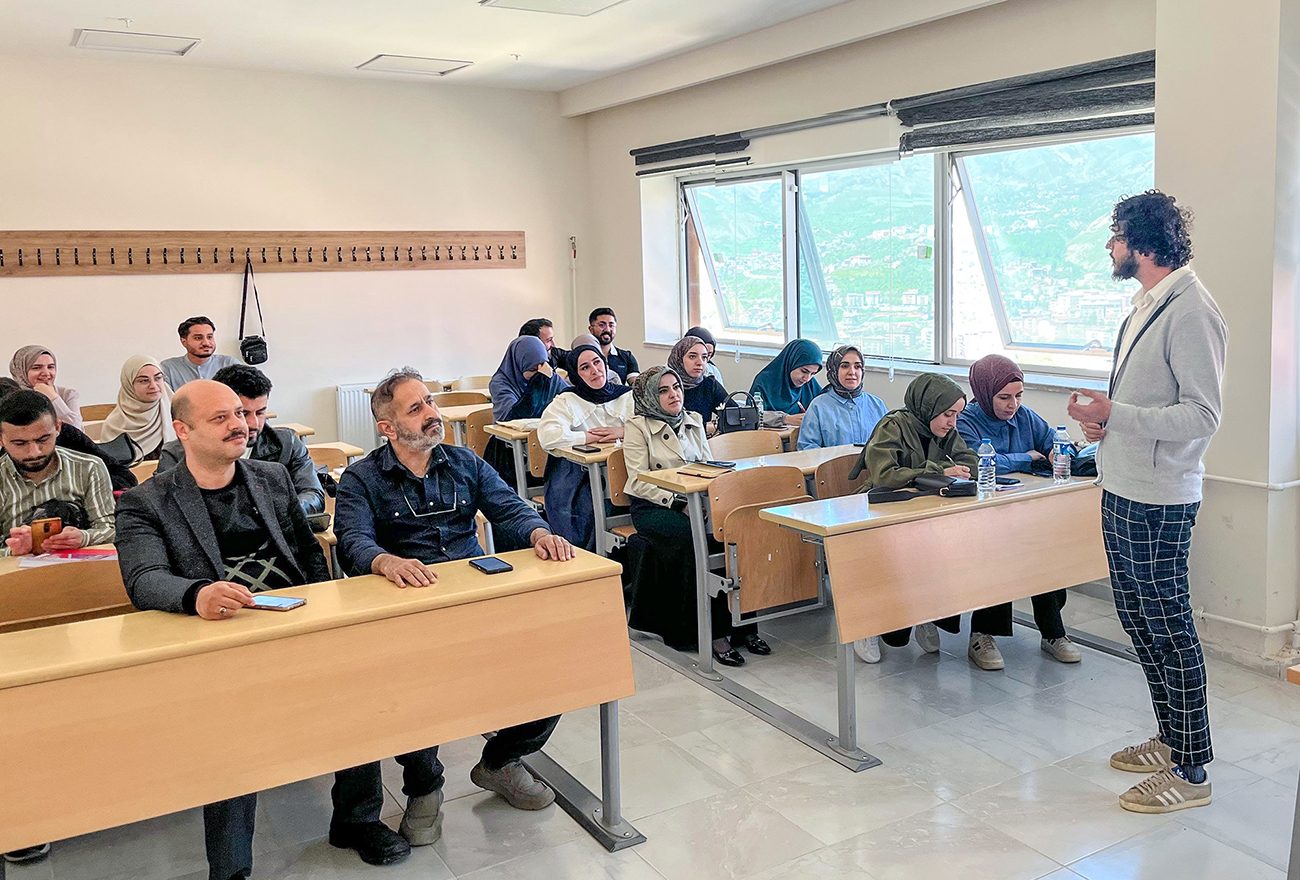 Üniversitemizde Farsça Medya Okumaları Etkinliği Düzenlendi