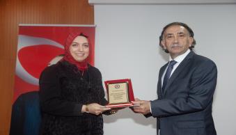 Üniversitemizde Akademik Performans Ödül Töreni Düzenlendi