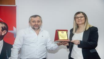 Üniversitemizde Akademik Performans Ödül Töreni Düzenlendi