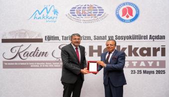Üniversitemiz Ev Sahipliğinde Kadim Şehir Hakkâri Çalıştayı Düzenlendi
