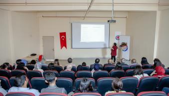 Üniversitemizde Nazım Hikmet Ran ve Şiiri Konferansı Düzenlendi