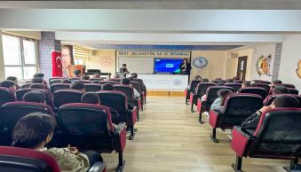 Üniversitemiz Öğretim Üyeleri TÜBİTAK Bilim Söyleşileriyle Öğrencilerle Buluştu
