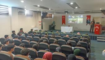 Üniversitemiz Öğretim Üyeleri TÜBİTAK Bilim Söyleşileriyle Öğrencilerle Buluştu