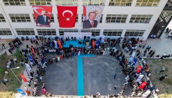 Üniversitemiz 17. Mezunlarını Coşkuyla Uğurladı
