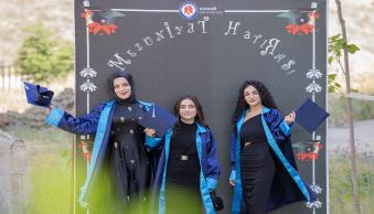 Üniversitemiz 17. Mezunlarını Coşkuyla Uğurladı