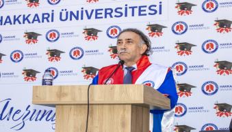 Üniversitemiz 17. Mezunlarını Coşkuyla Uğurladı